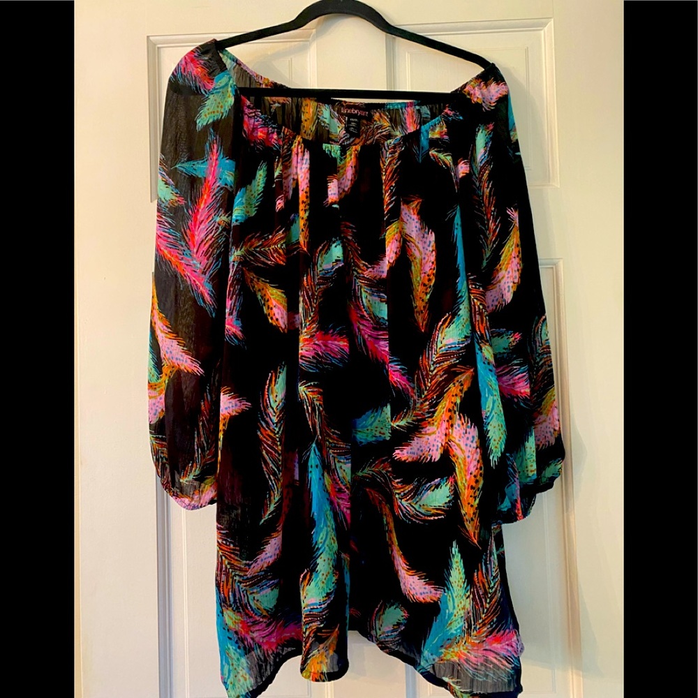 Adorable Lane Bryant Feather Top 🪶 22/24
